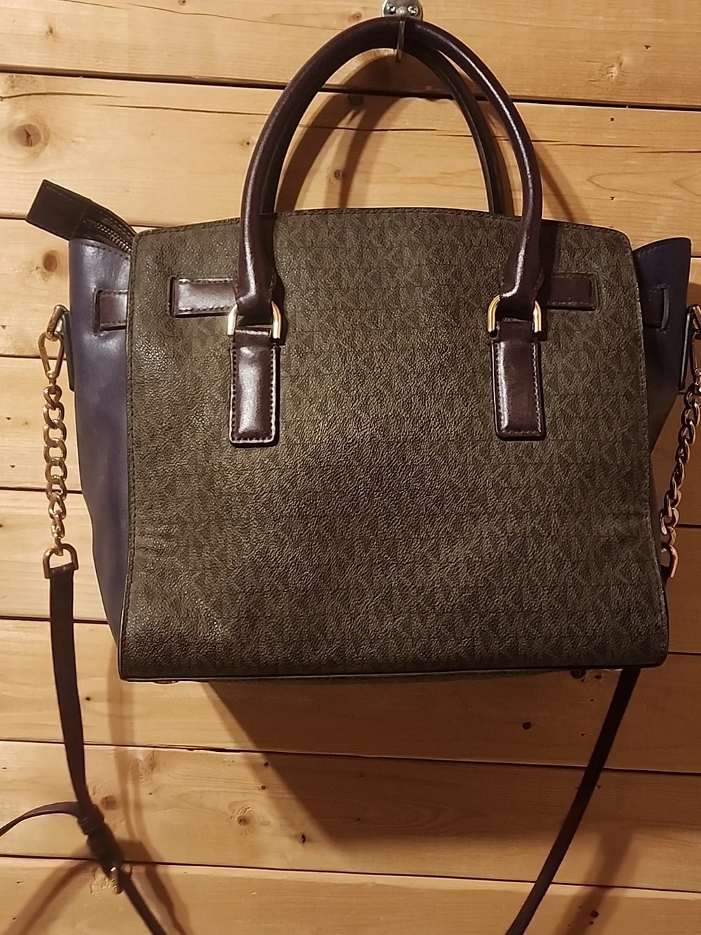 Michael Kors Hamilton Moderne Signature Purse